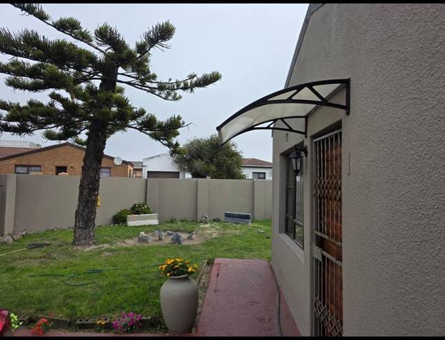2 BEDROOM HOUSE FOR SALE IN BONGWENI